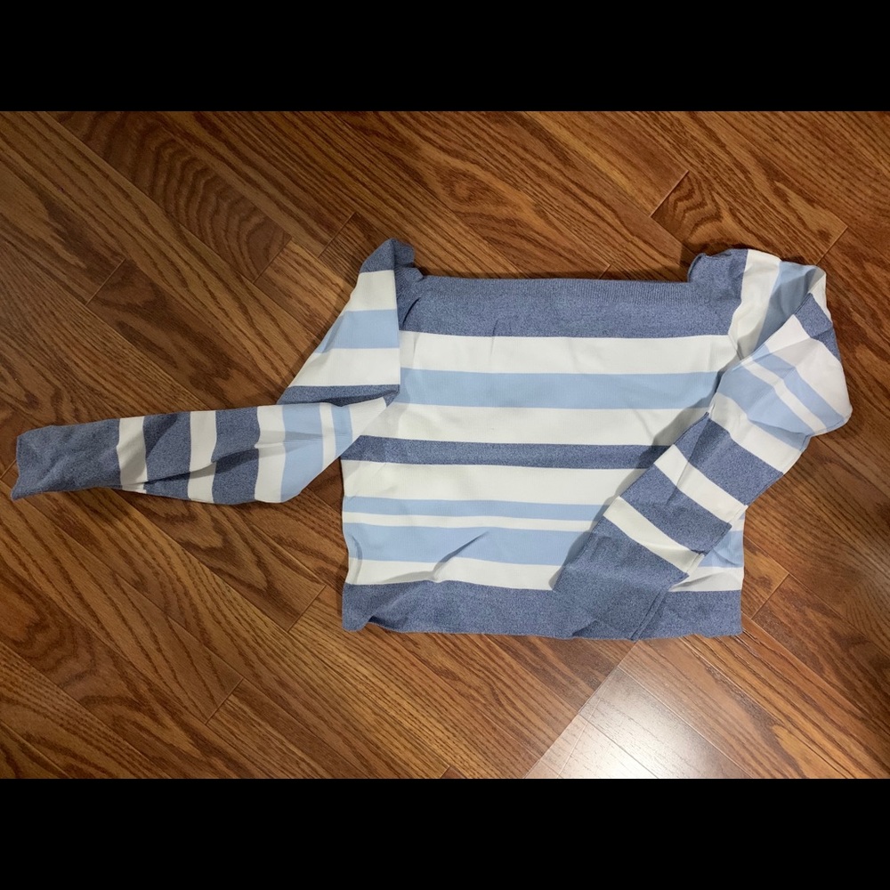 Blue striped crop top